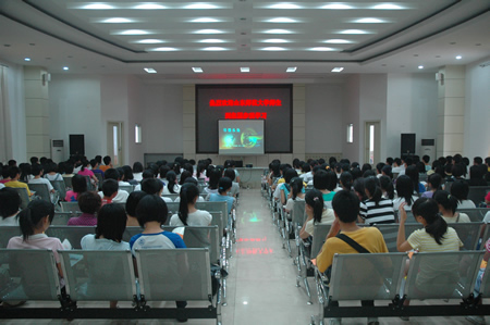 20250206132322172217 山东师范大学师生到集团参观进建